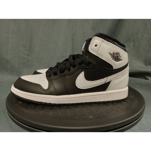 Jordan 1 Retro High OG (PS) Black White Size 2.5Y BRAND NEW in BOX! - Picture 5 of 14